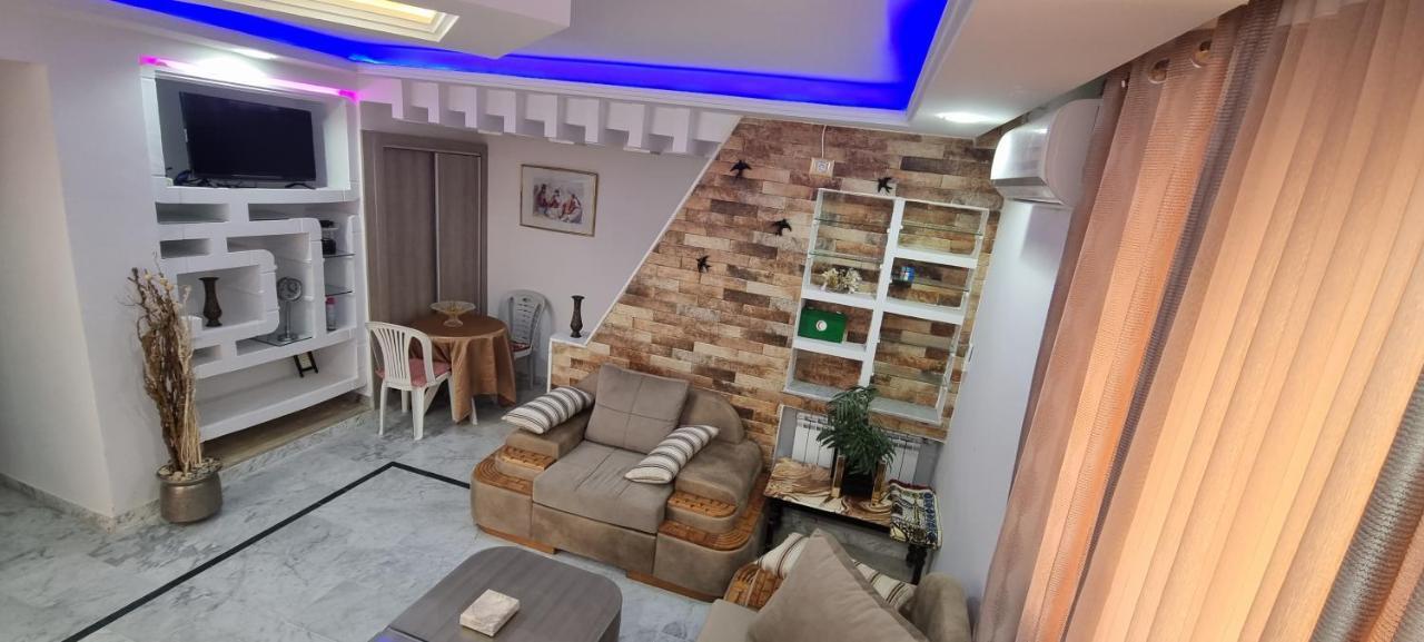 アリアナ L'Andalousia "10 Minutes From Airport"ヴィラ エクステリア 写真